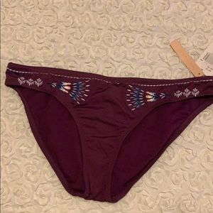 Gibson Latimer swim bottom Size L NWT